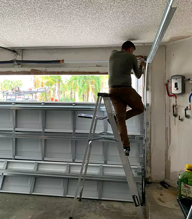 Garage Door Off Track Repair in Parkland, FL